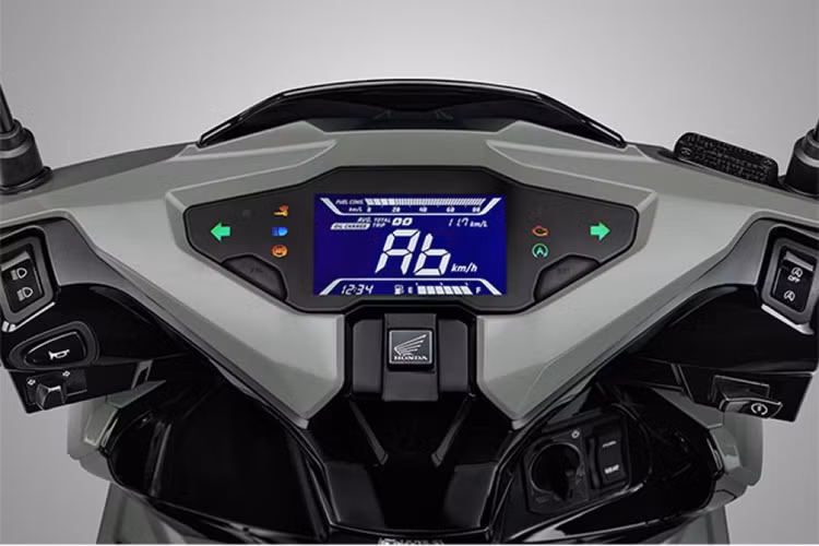 2 phiên bản còn lại của dòng xe ga Honda Air Blade 2025 là Đặc biệt và Tiêu chuẩn tiếp tục giữ nguyên màu sắc cũ. Các điểm thiết kế khác của mẫu xe này cũng được duy trì như cụm đèn LED với đèn trước được thiết kế tương tự như những mẫu xe phân khối lớn và đồng hồ sử dụng màn hình LCD kỹ thuật số.