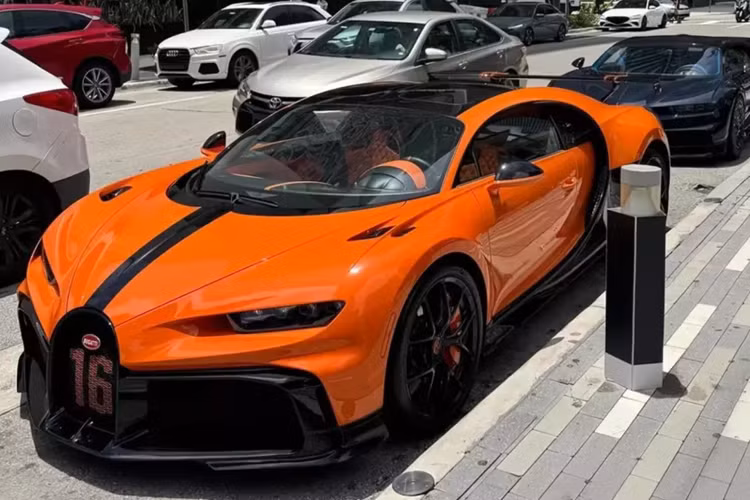 Tuy nhiên, sẽ có vài siêu phẩm không thể tham dự Gumball 3000 2024, lý do không được tiết lộ nhưng toàn những cái tên hot chẳng hạn như Koenigsegg Jesko, dự kiến sẽ đồng hành với nhà sáng lập Gumball 3000 để làm xe dẫn đoàn... và mới đây là 2 cái tên cũng đình đám không kém.