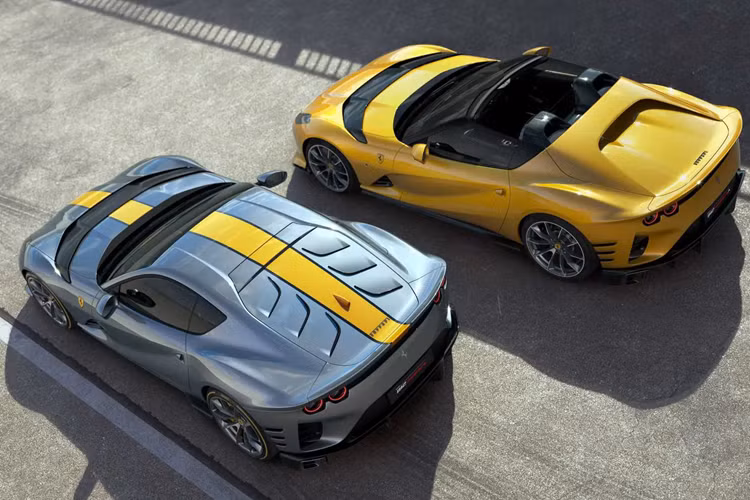Chiếc siêu xe Ferrari 812 Competizione trong bài viết này sẽ cho bạn thấy rõ điều đó, đặc biệt hơn, xe trải qua quá trình cá nhân hóa chính hãng, khiến cho giá bán xe tăng lên cao, và giờ đây nếu bạn muốn sở hữu giá xe Ferrari 812 Competizione thì nó khoảng 2,1 triệu đô la (hơn 53 tỷ đồng).