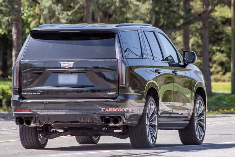 Bản Escalade V hiệu suất cao sẽ được trang bị động cơ V8 siêu nạp, công suất 682 mã lực và mô-men xoắn 885 Nm. Theo kế hoạch, Cadillac Escalade 2025 sẽ được bán ra vào cuối năm nay.