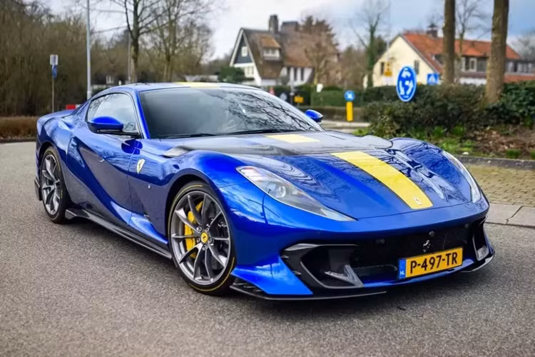 Mới đây, những thành viên đầu tiên trong 120 đội xe sẽ tham dự Gumball 3000 2024 đã được tiết lộ, đáng ngạc nhiên là vẫn chưa có danh sách chủ xe Ferrari 296 GTS và SF90 Spider tham dự