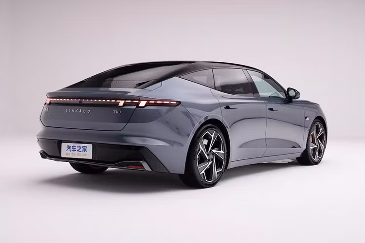 Với sự kết hợp giữa hiệu suất, công nghệ và sự sang trọng, Lynk &amp; Co Z10 2024 chạy điện sẽ nhanh chóng thu hút khách hàng ngay từ bây giờ, cho đến khi chính thức ra mắt vào ngày 5 tháng 9.
