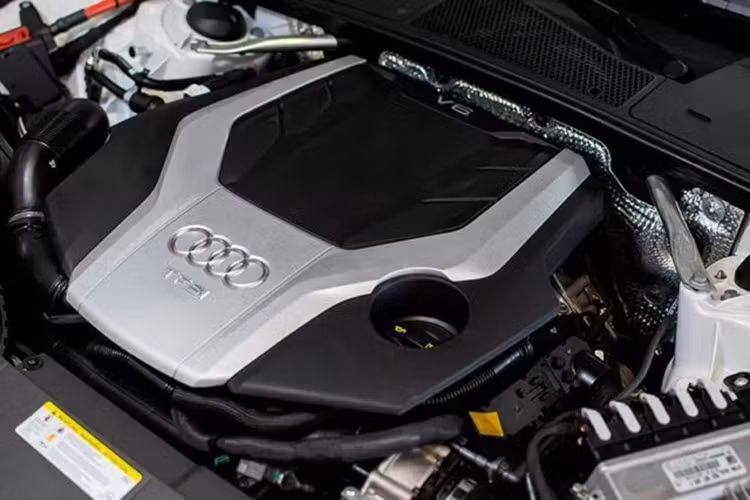 Cung cấp sức mạnh cho Audi A7 Sportback 2024 tại Việt Nam giờ đây chỉ là loại I4 2.0L tăng áp cho công suất 245 mã lực, mô-men xoắn 370 Nm. Động cơ đi cùng hộp số 7 cấp S Tronic và hệ dẫn động FWD.