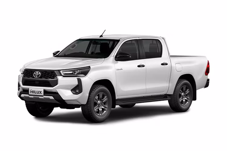 Ngoài ra, xe còn được trang bị hệ dẫn động 4 bánh và khóa vi sai cầu sau nhưng không có hệ thống Multi-Terrain Select. Sau Indonesia, có thể mẫu bán tải này sẽ tiếp tục được cập bến Việt Nam.