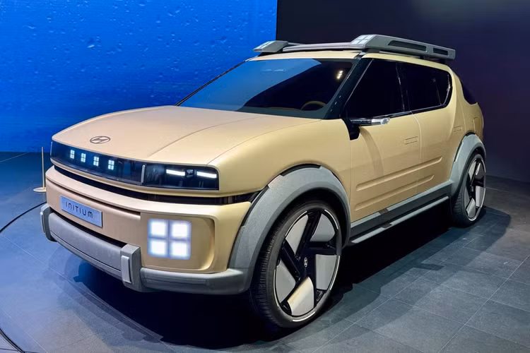 Tại một số thị trường như Ấn Độ, Hyundai còn đưa ra các giải pháp đáng khen ngợi cho xe chạy bằng khí nén tự nhiên (CNG), minh chứng cho sự đa dạng hóa sản phẩm và chiến lược thân thiện với môi trường của hãng.