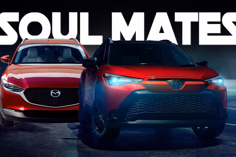 Hiện chưa rõ mẫu xe SUV cỡ B Toyota Corolla Cross 2025 thế hệ mới tại các thị trường khác có nhận được tùy chọn màu sơn Soul Red Crystal như xe ở Mỹ hay không, nhưng chắc chắn nó sẽ rất hot.