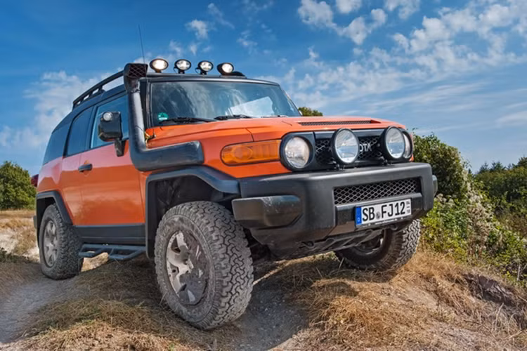 Mặc dù công suất 166 mã lực được đánh giá là khá phù hợp với một mẫu SUV có kích thước chỉ ngang bằng Corolla Cross, tuy nhiên, con số đó là chưa đủ để chiều lòng khách hàng tại thị trường Mỹ, vốn đã quen với những mẫu xe đồ sộ và động cơ mạnh mẽ.
