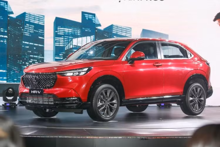 Chương trình này được áp dụng cho khách hàng mua xe và hoàn tất thủ tục thanh toán 100% từ ngày 5/3 đến hết ngày 31/3/2024. Riêng dòng MPV cỡ nhỏ Honda BR-V sẽ tiếp tục không có khuyến mãi trong tháng 3/2024 này. Đây là tháng thứ 3 liên tiếp BR-V bị hãng cắt ưu đãi.