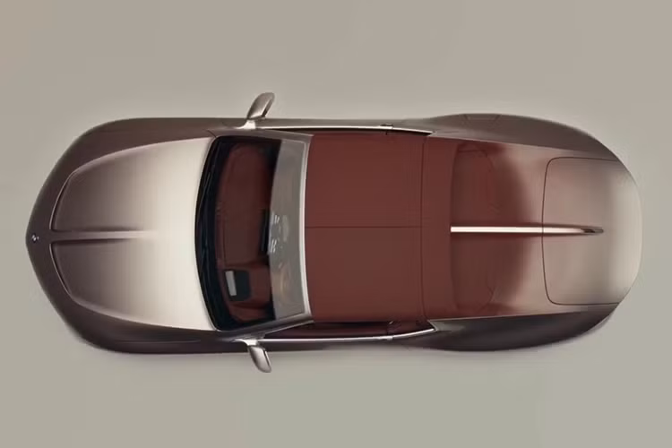 Concept Skytop sở hữu nhiều đường nét giống với BMW 8-Series thế hệ mới – dòng xe được nhiều người đánh giá là chiếc Bimmer đẹp nhất thời điểm hiện tại. Phần đầu xe được thiết kế hơi nhô nhẹ ra phía trước, kết hợp cùng với lưới tản nhiệt hình quả thận có kích thước “vừa đủ”.