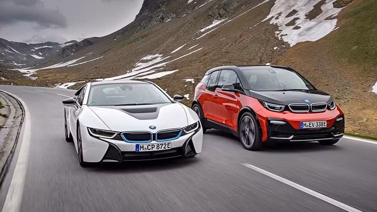 BMW gay an tuong voi xe dien tai My ngay quy dau nam 2024-Hinh-2