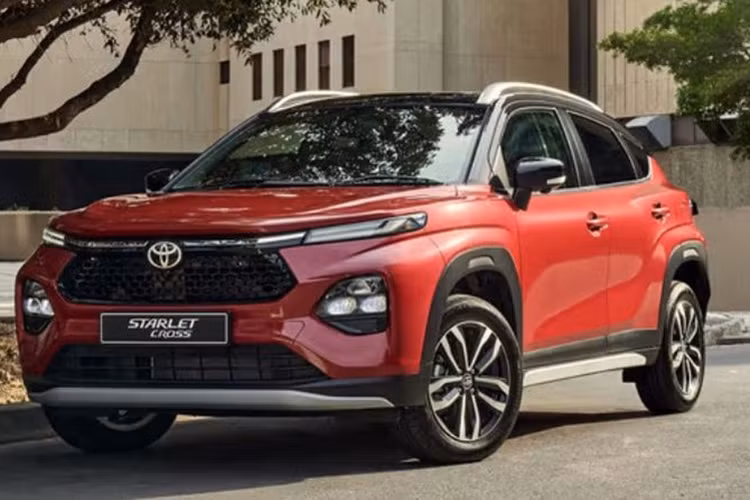 Vài năm trở lại đây, Toyota đã liên tục ra mắt những mẫu CUV cỡ nhỏ mới tại nhiều thị trường khác nhau, bên cạnh việc nâng cấp vòng đời cho các mẫu xe đã có sẵn. Mới đây, hãng xe Nhật Bản lại công bố ra mắt mẫu CUV Toyota Starlet Cross 2024 mới tại thị trường Nam Phi.