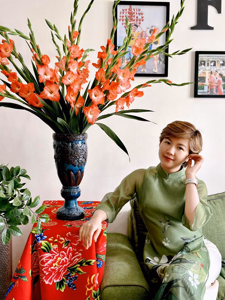 Người trẻ bỏ cá chép, vàng mã khỏi mâm cúng ông Táo - Hình 3 Nguoi tre bo ca chep, vang ma khoi mam cung ong Tao-Hinh-3