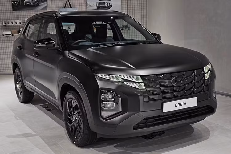 Danh sách các trang bị an toàn của Creta Alpha bao gồm: Hệ thống cảnh báo áp suất lốp; Hệ thống Hyundai SmartSense; Hệ thống cảnh báo và phanh khẩn cấp tự động, Hỗ trợ tránh va chạm phía trước; Hệ thống hỗ trợ giữ làn...