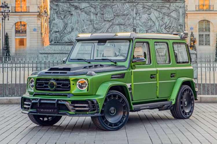 Mansory vẫn luôn hướng tới việc đem tới những phiên bản nâng cấp cho dòng xe SUC địa hình Mercedes-AMG G63 đình đám này, giúp tạo sự khác biệt cũng như đem đến cho khách hàng những tùy chọn để thể hiện cá tính của chủ sở hữu.