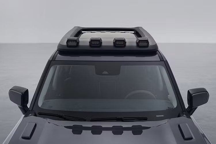 Trong đó, một động cơ xăng 1.5L có công suất 147 mã lực (110 kW) đóng vai trò làm máy phát điện, nạp năng lượng cho pin còn việc truyền sức kéo đến các bánh xe do mô-tơ điện đảm nhiệm. Đây là cơ chế tương tự như e-Power của Nissan.