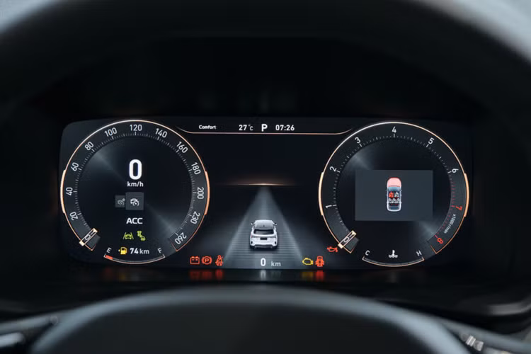 Khung gầm BMA của Lynk &amp; Co 06 được phát triển bởi Geely, dựa trên nền tảng CMA với sự hợp tác giữa Geely và Volvo. Để tạo nên BMA, gần 100 chuyên gia về mô đun đến từ 20 quốc gia cùng nghiên cứu, phát triển sau 4 năm mới hoàn thiện.