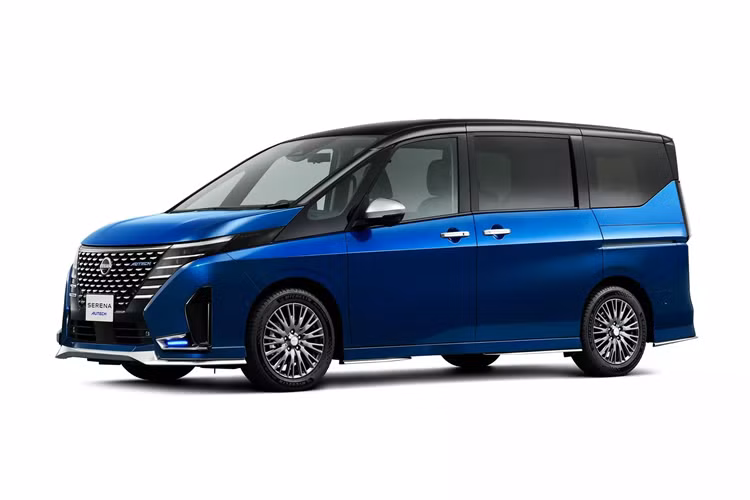 Bên cạnh R32 phiên bản chạy điện, Nissan sẽ giới thiệu hai mẫu xe Concept thuộc dòng xe X-Trail. Mẫu đầu tiên có tên là Unwind và dựa trên phiên bản mới nhất của mẫu xe Crossover này.