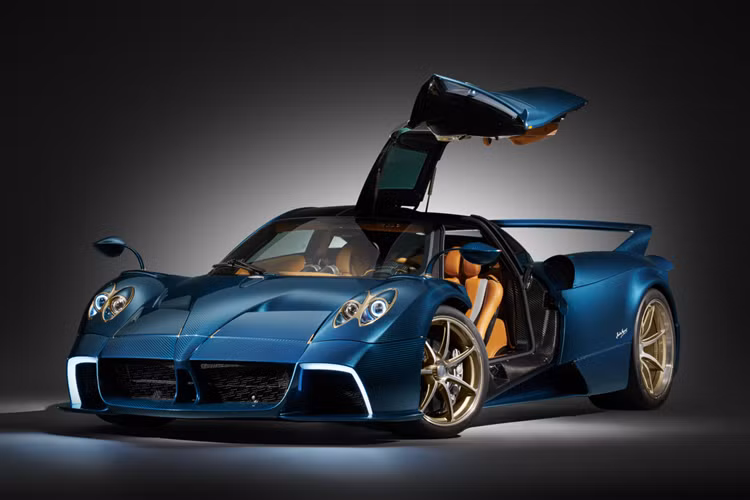 Tại sự kiện Goodwood 2024, thương hiệu cũng sẽ mang tới chiếc Utopia sẽ trưng bày màu sơn độc quyền do Horacio Pagani tạo ra với sự hợp tác của Công tước Richmond để kỷ niệm sự kiện này. Utopia là chiếc xe mở màn thứ ba trong lịch sử của Pagani Automobili.