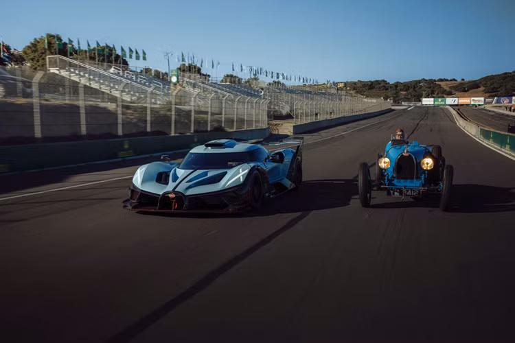 Sự kiện chỉ có một lần trong đời hội tụ hai huyền thoại Bugatti Bolide và Type 35 đã tái hiện cảnh tượng tuyệt đẹp trên đường đua Laguna Seca. Đây chính khoảnh khắc sẽ giữ một vị trí đặc biệt trong câu chuyện của thương hiệu như một sự tôn vinh các biểu tượng trong quá khứ và hiện tại.
