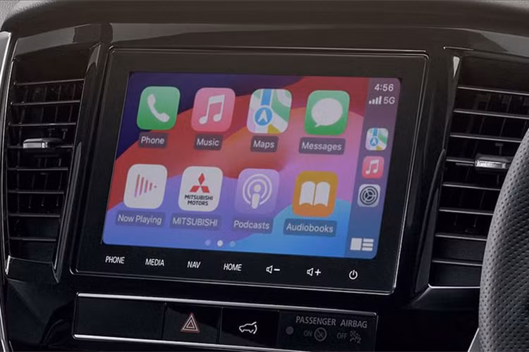 Pajero Sport 2024 được trang bị động cơ dầu mới mang mã 4N16, gồm 4 xi-lanh thẳng hàng, dung tích 2,4 lít, sản sinh công suất 184 mã lực, mô-men xoắn cực đại 430 Nm.