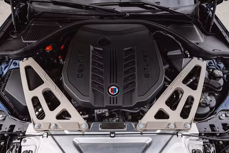 Mẫu B3 GT sedan có thể đạt tốc độ tối đa 308 km/h trong khi B3 GT wagon và B4 GT Gran Coupe được giới hạn tốc độ tối đa ở mức 305 km/h.