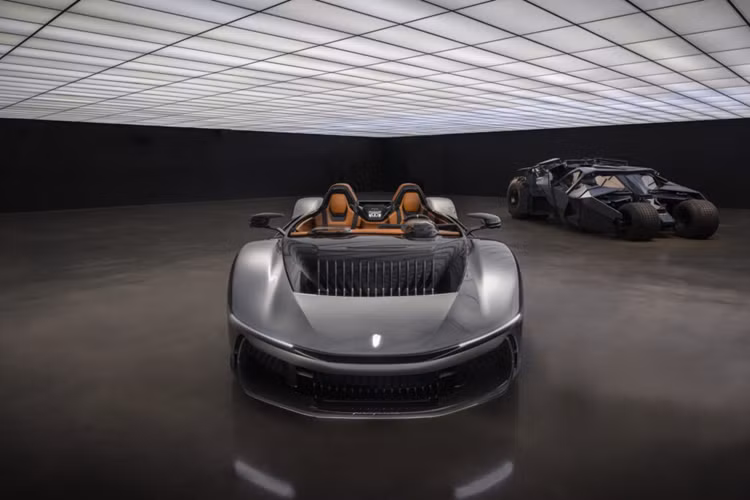 Thương hiệu Ý đã giới thiệu tất cả bốn chiếc Hypercar đặt riêng trong bản vẽ kỹ thuật số vào ngày 30/4, bao gồm hai mẫu B95 và hai mẫu Battista khác.
