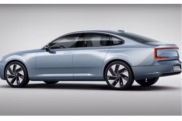 Tại thị trường Việt Nam, Volvo hiện vẫn chưa phân phối các sản phẩm thuần điện, hiện chỉ có xe dùng động cơ đốt trong kết hợp cùng công nghệ mild hybrid cũng như plug-in hybrid. Giá bán khởi điểm của xe Volvo tại Việt Nam là 1,79 tỷ đồng (XC40).