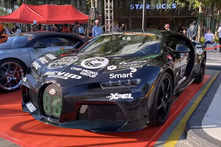 Theo tìm hiểu, đây là hoạt động để quảng bá cho hành trình siêu xe lớn nhất thế giới Gumball 3000 2024 sắp diễn ra tại Campuchia vào tháng sau, trong đó, địa điểm xuất phát sẽ là TP HCM, Việt Nam, trong 2 ngày là 14 và 15/9/2024, trước khi xuất phát qua cửa khẩu để vào nước bạn.