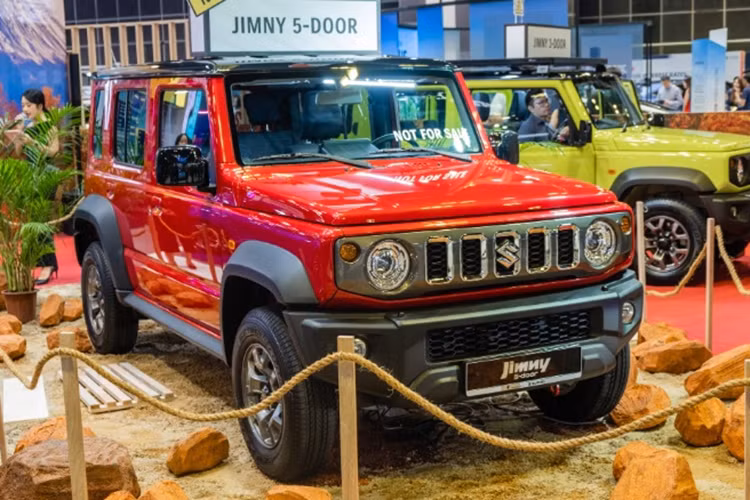 Suzuki Jimny 5 sap mo ban tai Dong Nam A, cho ngay ve Viet Nam
