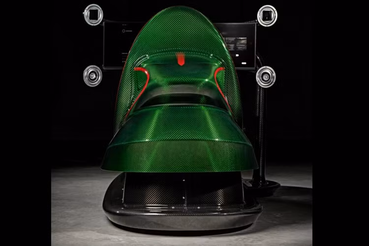 Điều này rất quan trọng vì hãng có chương trình chương trình Arte in Pista cho phép khách hàng trải nghiệm đầy đủ hiệu năng của xe với các sự kiện độc đáo được tổ chức tại các đường đua FIA danh giá nhất thế giới. Trên thực tế, chủ sở hữu có thể tìm hiểu đường đua và cách vận hành chiếc xe của họ trước khi trải nghiệm mọi thứ trong đời thực.