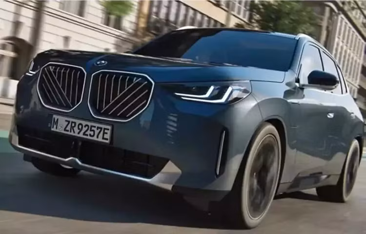 BMW X3 2025 lo “anh nong”, thiet ke nhu SUV hieu nang cao XM