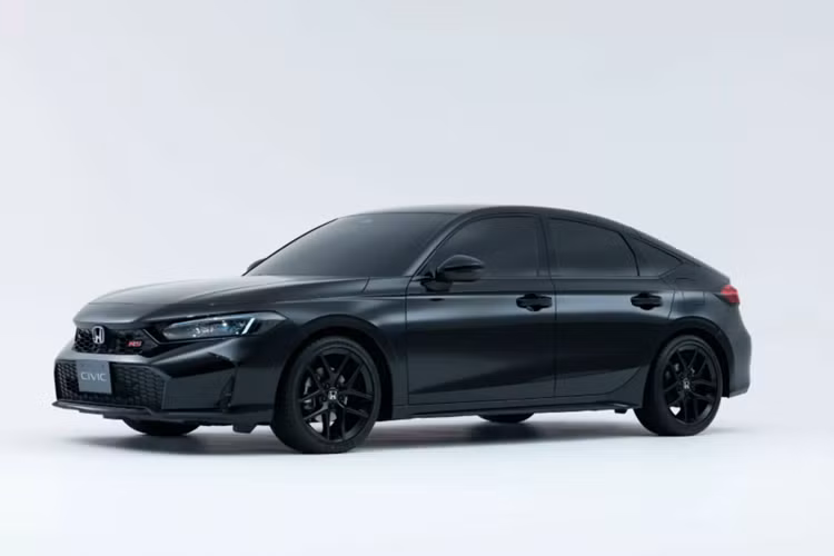 Theo kế hoạch, giá xe Honda Civic RS 2024 sẽ chính thức được công bố vào ngày mở bán ra ở thị trường Nhật Bản vào mùa thu năm nay. Đây sẽ là một lựa chọn thay thế kinh tế hơn cho những ai không chờ được Honda Civic Type R. Tại thị trường Nhật Bản, hãng Honda từng phải ngừng nhận cọc cho Civic Type R vì thời gian giao xe bị kéo dài.