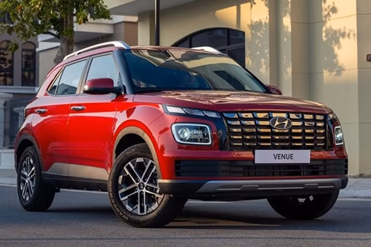 Đặc biệt, Venue được trang bị Drive Mode với 3 chế độ lái Normal - Eco - Sport giúp đáp ứng đa dạng các điều kiện vận hành khác nhau.