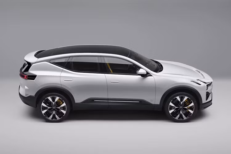 Một loạt các hệ thống hỗ trợ người lái được trang bị tiêu chuẩn bao gồm Pilot Assist, Lane Change Assist, Adaptive Cruise Control và Blind Spot Information với Steer Assist. Người mua cũng sẽ tìm thấy Lane Departure Warning, Road Sign Information và Rear Collision Warning and Mitigation.