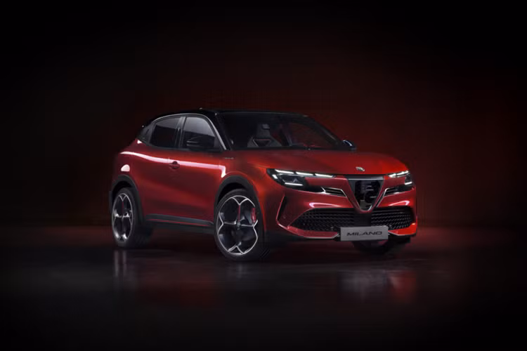 Alfa Romeo Milano 2024 da co ca phien ban Hybrid va thuan dien
