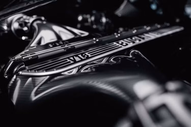 Sức mạnh cực khủng giúp cho Tourbillon có khả năng tăng tốc từ 0-100 km/h chỉ trong 2 giây. Mẫu siêu xe này cũng dễ dàng vượt mốc 200 km/h chỉ trong 5 giây và lên 300 km/h trong vòng 10 giây.