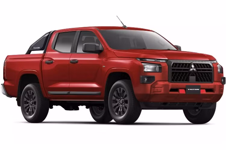 So với các phiên bản khác, Mitsubishi Triton GLX-R 2025 mới chỉ có các trang bị cơ bản nhằm giảm giá thành tối đa cho xe.