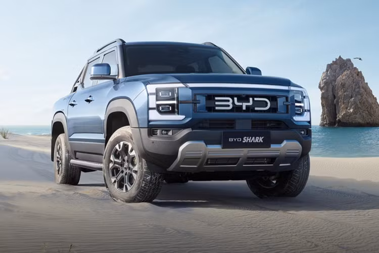 Mới đây, đã có khá nhiều mẫu xe bản tải điện BYD Shark sắp được ra mắt, và nhân tố được giới truyền thông nước này, cũng như quốc tế để mắt đến nhiều nhất là Shark, 1 chiếc xe bán tải chạy hoàn toàn bằng điện.