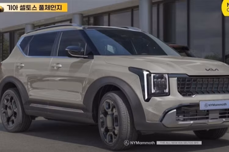 Bên cạnh đó, một số trang tin Hàn Quốc còn tiết lộ, Kia sẽ trang bị cho Seltos 2025 hệ dẫn động hai cầu toàn thời gian điện tử (E-AWD) để mở rộng khả năng tiếp cận của Seltos tại các thị trường như châu Âu.