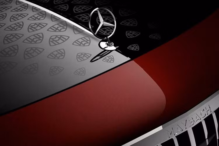 Dự kiến, phiên bản siêu sang của mẫu xe sang Mercedes-Maybach SL-Class mui trần sẽ ra mắt tại tuần lễ Monterey Car Week vào giữa tháng 8/2024 ở California, Mỹ. Mới đây, một số hình ảnh mới nhất của mẫu xe này được lan truyền trên mạng xã hội.