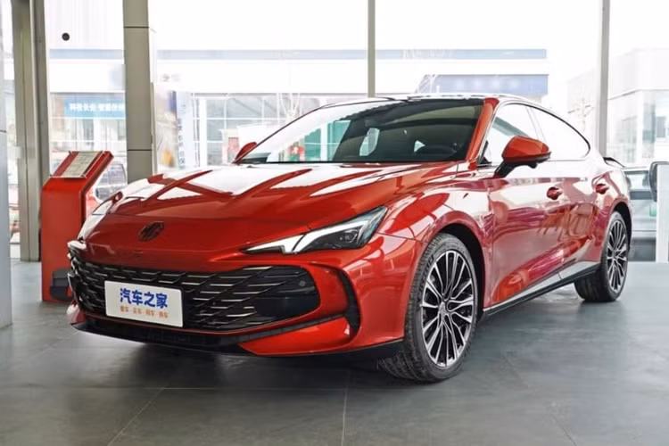 Dự kiến, MG7 2024 mới sẽ ra mắt thị trường Việt vào cuối tháng 8/2024. Hiện các đại lý cũng đang nhận đặt cọc mẫu xe này. Mức giá xe MG7 2024 được đại lý báo giá dự kiến từ 700 - 800 triệu đồng (tùy phiên bản).