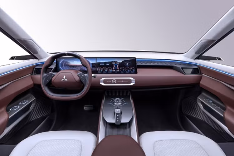 Về nội thất, DST Concept sở hữu khoang cabin rộng rãi và tràn ngập tiện ích. Xe được trang bị: cửa sổ trời toàn cảnh; bảng đồng hồ tích hợp màn hình LCD toàn phần, liền mạch với màn hình giải trí; cụm điều khiển trung tâm có núm xoay điều khiển và cần số lạ mắt.