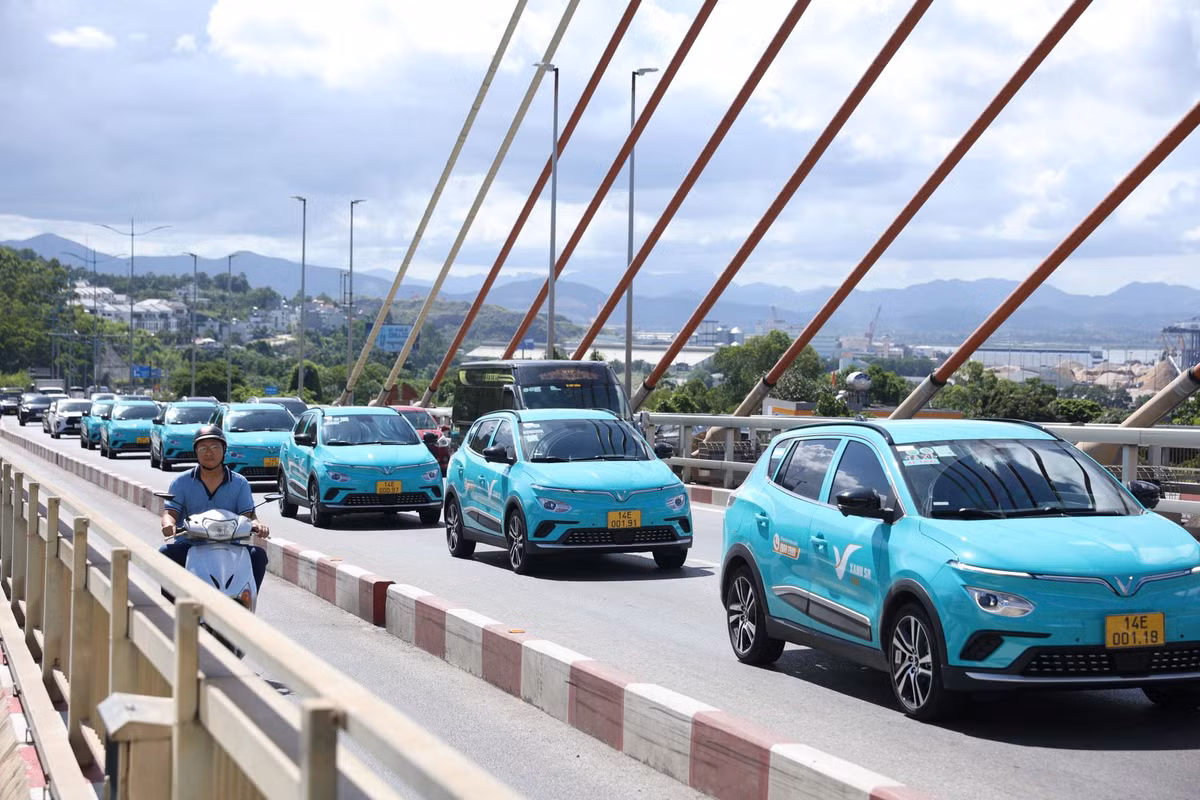 Loi ich, uu diem khi su dung oto dien kinh doanh taxi tai Viet Nam-Hinh-2