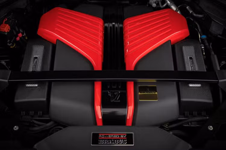 Brabus 700 Blue Sky không phải là tác phẩm Rolls-Royce đầu tiên do Brabus thực hiện, trước đó hãng độ đã từng cá nhân hoá mẫu xe Ghost nhưng không có nhiều ấn tượng như cái cách mà Mansory thực hiện đều khiến người xem phải trầm trồ, kinh ngạc.