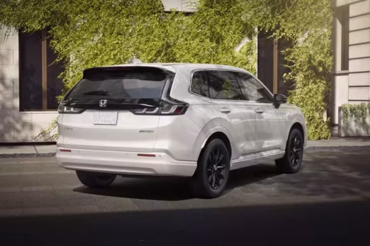 Khách hàng tại bang California có thể bắt đầu thuê xe Honda CR-V e:FCEV 2024 từ cuối năm nay. Theo thông tin trước đó, ngoài Mỹ, xe còn được bán tại Nhật Bản.