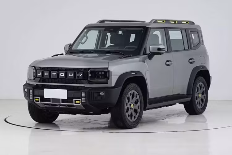 Vào ngày 21/10 vừa qua, Chery đã ra mắt phiên bản PHEV dẫn động bốn bánh của Jetour Shanhai T2 2025 mới. Ít nhất là ban đầu, chỉ có một biến thể có sẵn, phiên bản leo núi dẫn động bốn bánh, có giá 224.900 nhân dân tệ (31.650 đô la Mỹ), tương đương 740 triệu đồng.