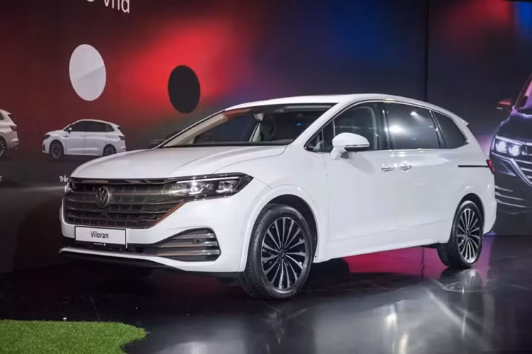Loat xe Volkswagen dai ha gia den 400 trieu dong can Tet nguyen dan-Hinh-2