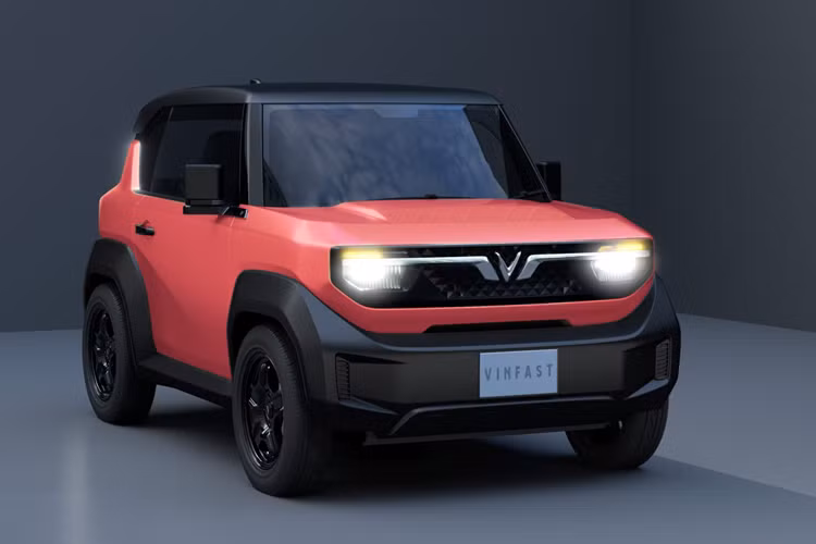 VF3 được trang bị động cơ điện có công suất tối đa 32 kW, mô-men xoắn cực đại 110 Nm, kết hợp cùng hệ dẫn động cầu sau (RWD), cho khả năng tăng tốc từ 0-50 km/h trong 5,3 giây.