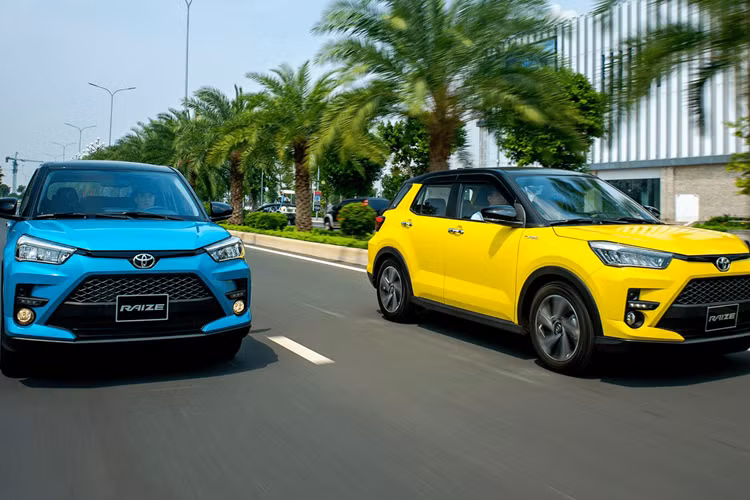 Tổng cộng, trong năm 2023, người Việt đã mua 4.546 chiếc Toyota Raize, kém khá nhiều so với đối thủ Hàn Quốc. Do đó, Toyota Raize chỉ đứng ở vị trí thứ 2 trong phân khúc.