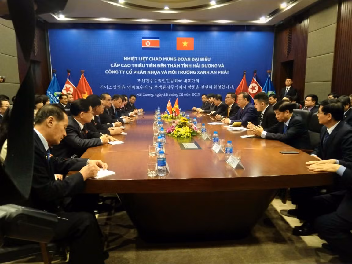 Doan dai bieu cap cao Trieu Tien tham tinh Hai Duong-Hinh-5